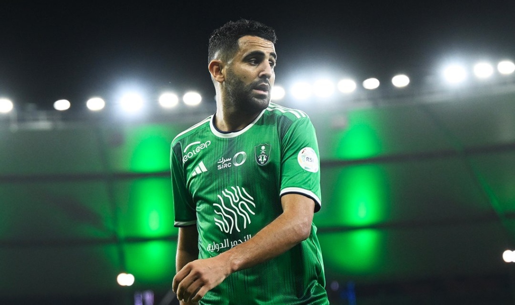Al-Ahli coach comments on the complains of Riyad Mahrez after his substitution