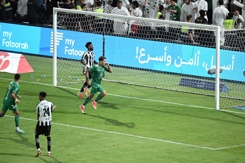 Firmino’s Al-Ahli complete come-back on Carrasco’s Al-Shabab: Match Report